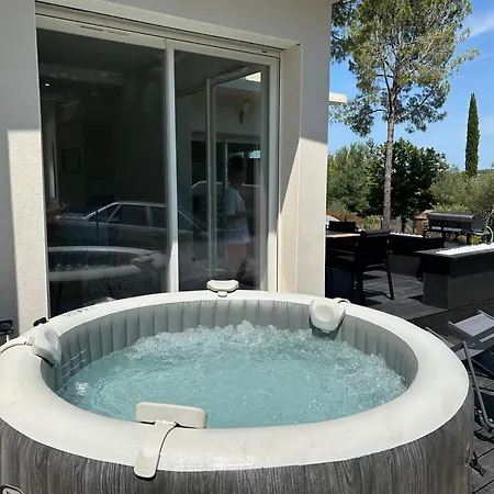 Magnifique Avec Jacuzzi